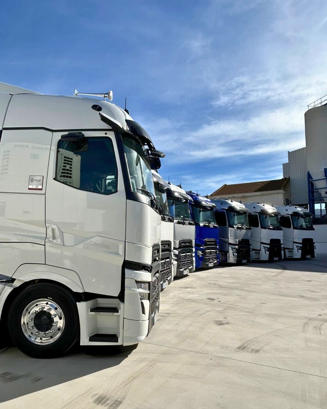 FRIO CANTORIA incorpora nueve unidades Renault T520 a su flota de transporte frigorífico