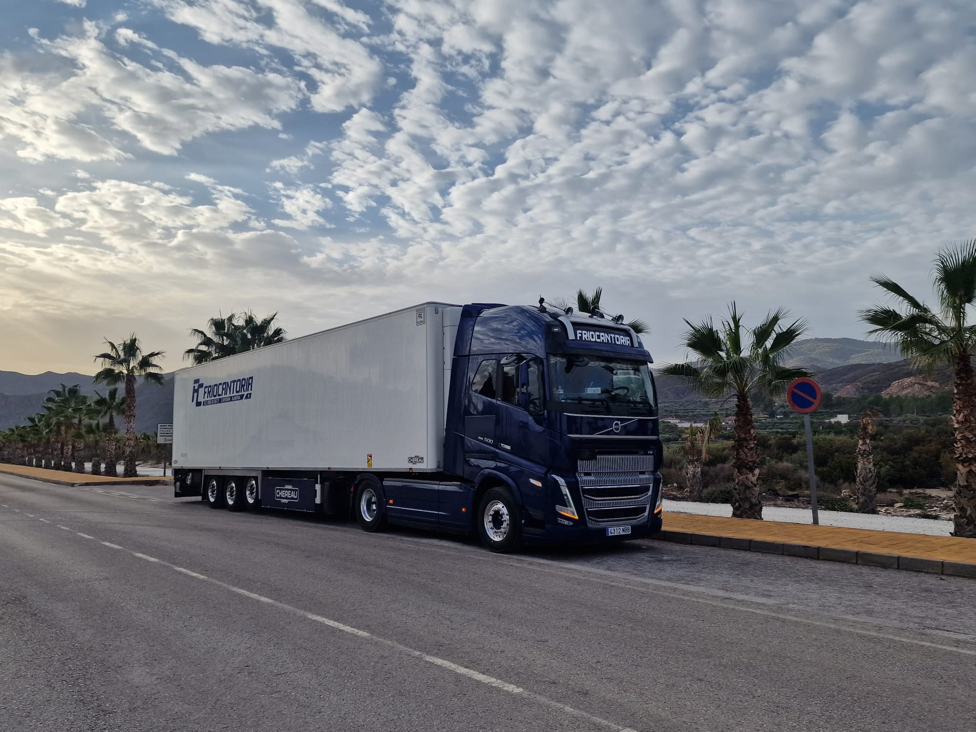 Separación de mercancía en transporte frigorífico: por qué no toda la carga puede viajar junta